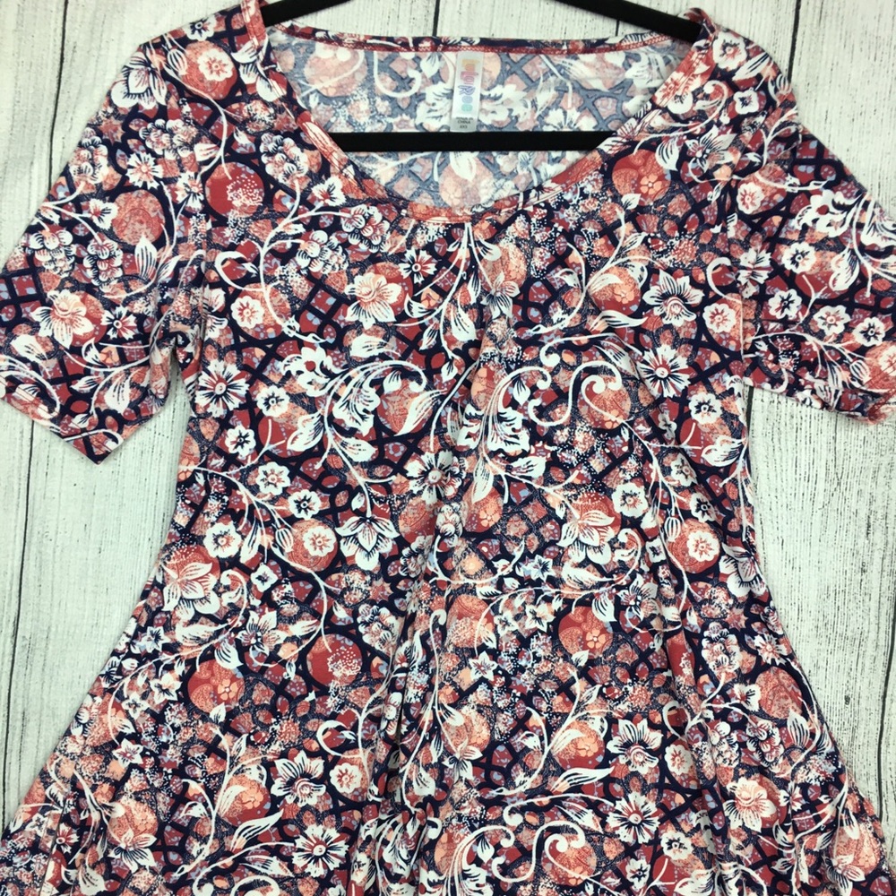 LULAROE Perfect t